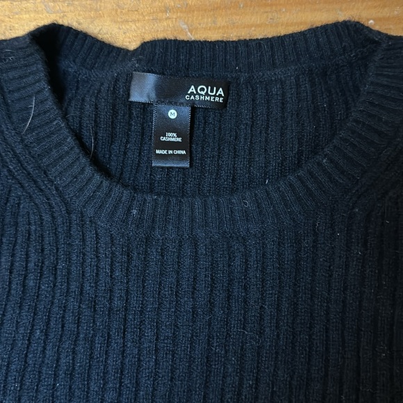 Aqua 100% cashmere sweater - Picture 3 of 5
